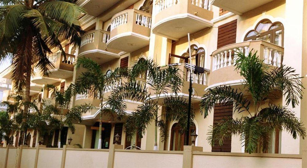 Sukhmantra Resort & Spa Candolim Ngoại thất bức ảnh